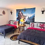 Mario, Harry Potter, Disney & Not Themed Loft Universal Studios 10Min Loft Apartment