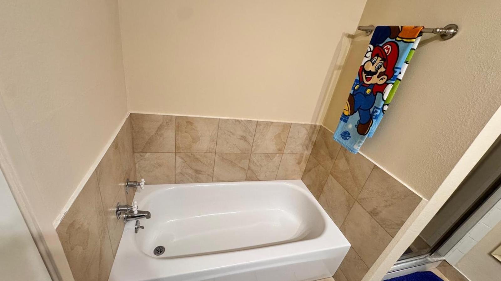 Mario, Harry Potter, & Not Themed Loft Universal 10min Loft Apartamento